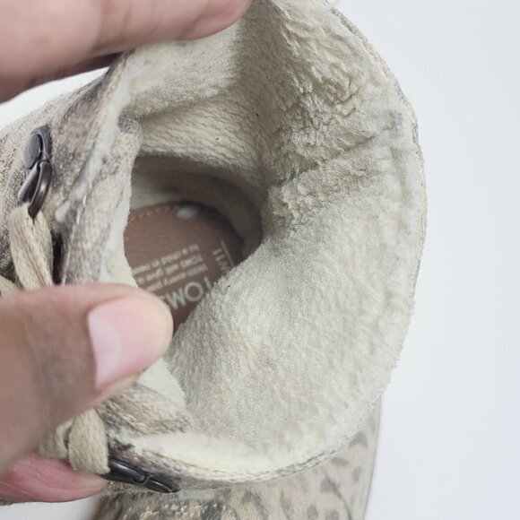 Toms | Women's Animal Print Front Lace Up Booties (Size 11) - Picture 12 of 16